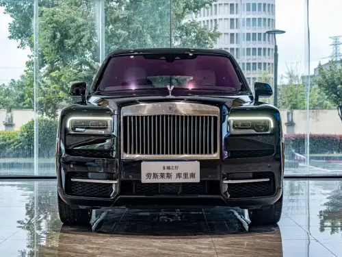 Rolls-Royce Cullinan, 2023