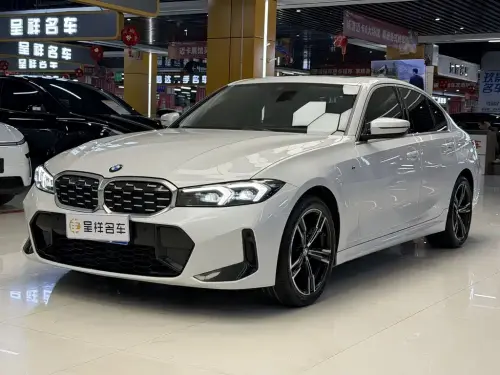 BMW 3-Series, 2023