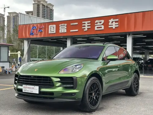 Porsche Macan, 2021
