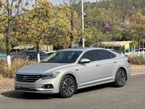 Volkswagen Passat, 2021