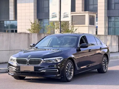 BMW 5-Series, 2019