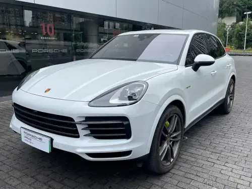 Porsche Cayenne, 2023