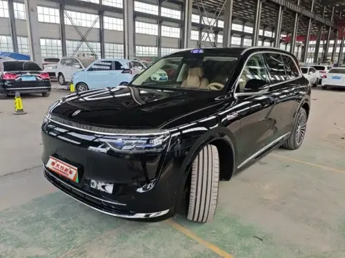 AITO M8, 2025