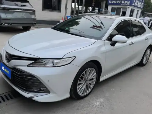 Toyota Camry, 2020