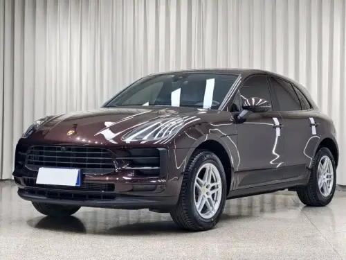 Porsche Macan, 2021