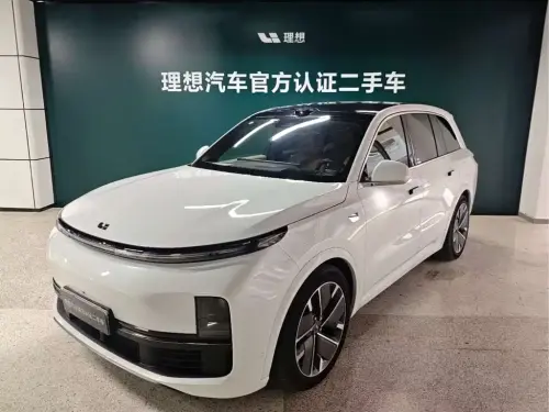 Li Auto L8, 2025
