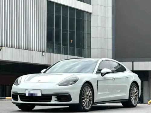 Porsche Panamera, 2020