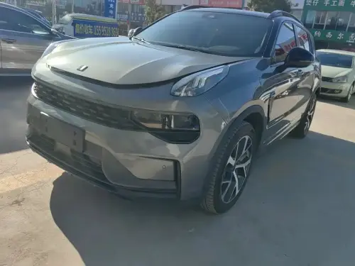 Lynk & Co 01, 2021