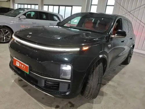 Li Auto L9, 2025