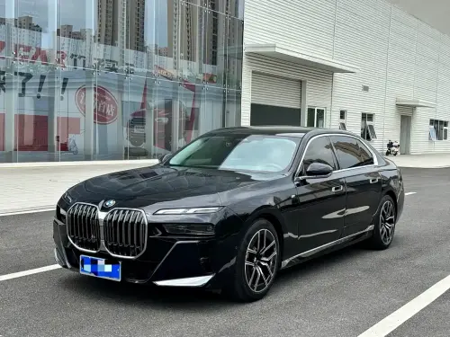 BMW 7-Series, 2023
