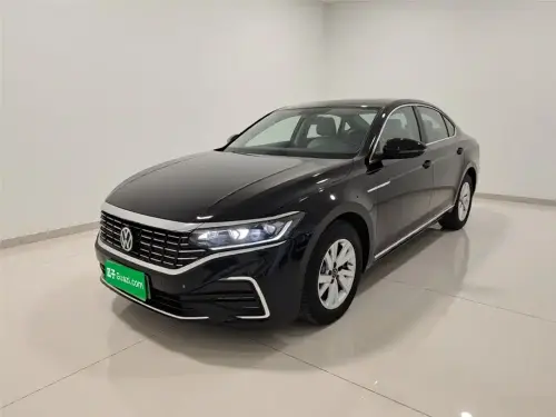 Volkswagen Passat, 2025