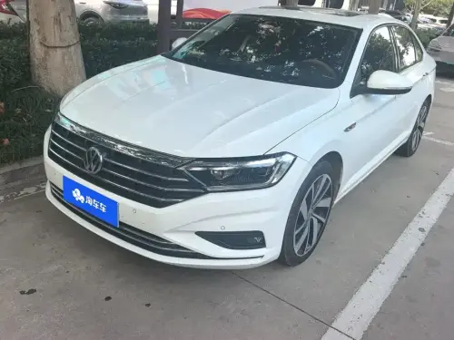 Volkswagen Sagitar, 2022