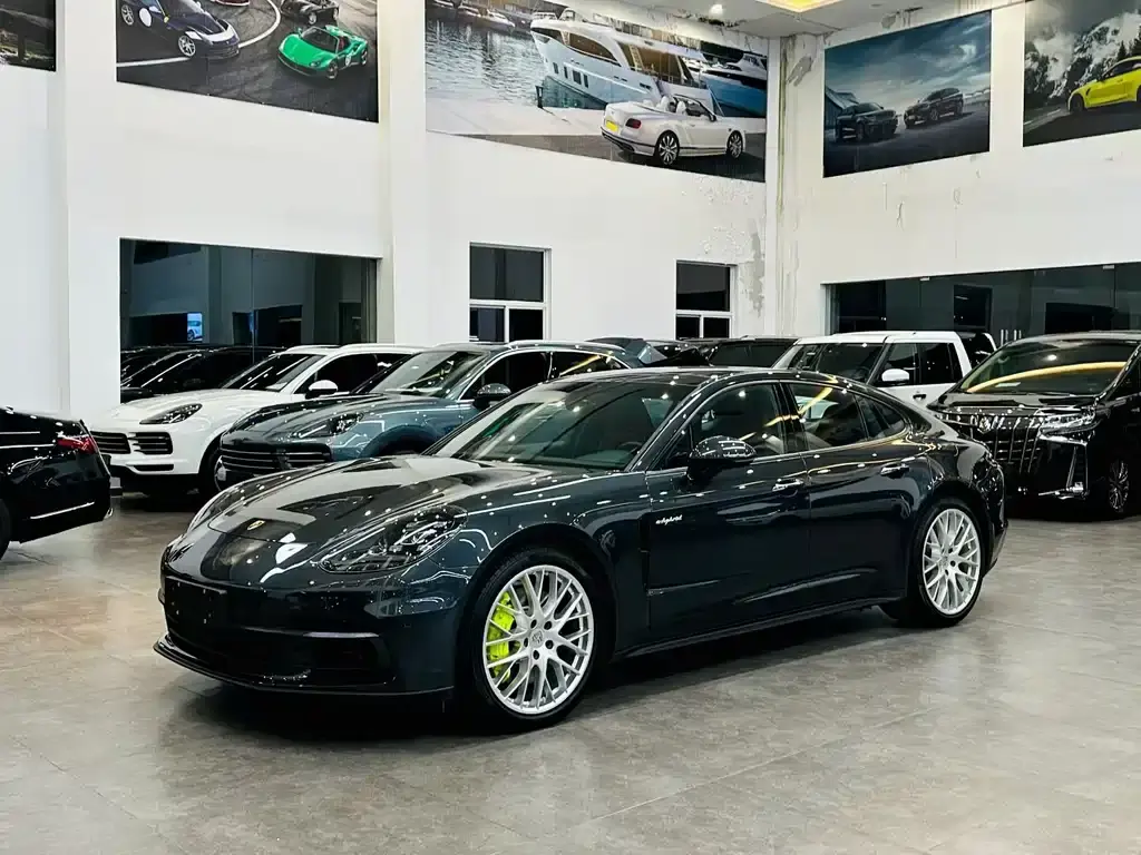 Porsche Panamera, 2020