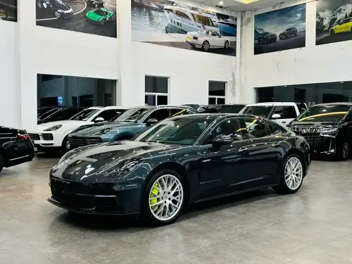 Porsche Panamera, 2020