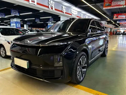Li Auto L9, 2025
