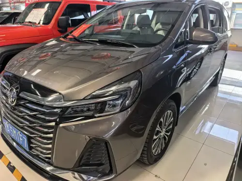 Buick GL8, 2022