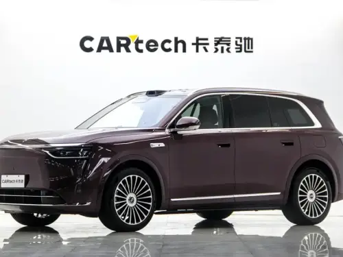 AITO M8, 2025