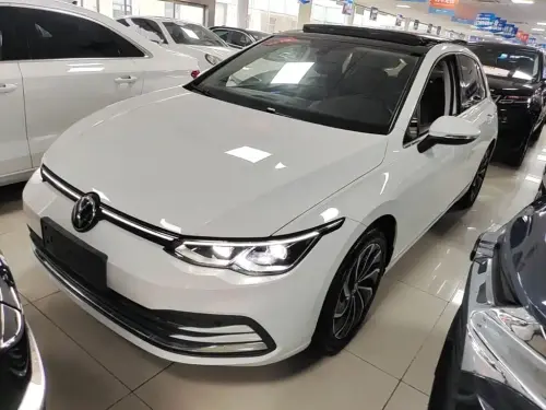Volkswagen Golf, 2021