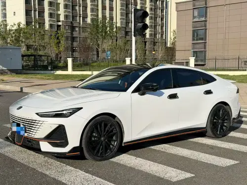 Changan UNI-V, 2023