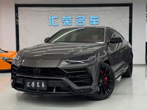 Lamborghini Urus, 2021