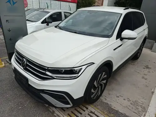 Volkswagen Tiguan, 2022