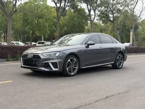 Audi A4, 2023