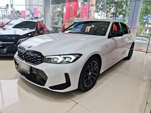 BMW 3-Series, 2023