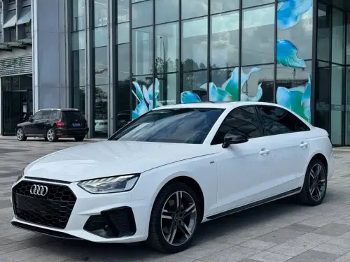 Audi A4, 2022