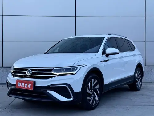 Volkswagen Tiguan, 2022