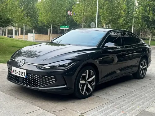 Volkswagen Lamando, 2023