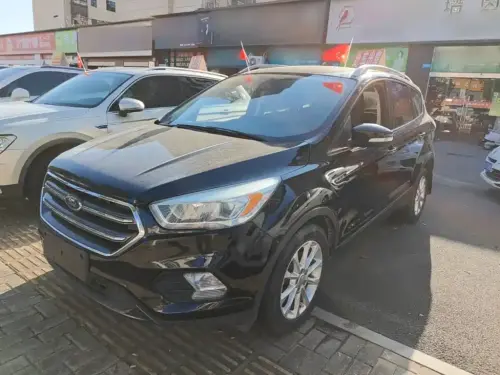 Ford Kuga, 2020