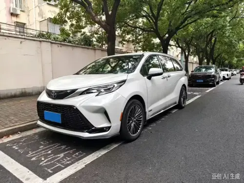 Toyota Sienna, 2022