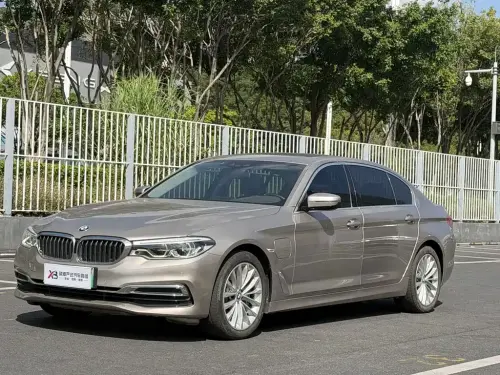 BMW 5-Series, 2019