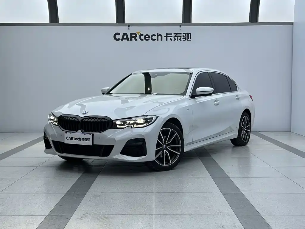 BMW 3-Series, 2020