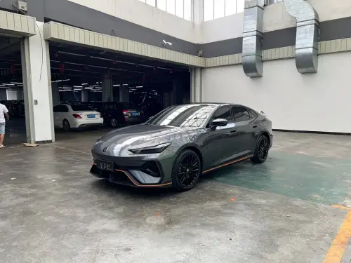 Changan UNI-V, 2025