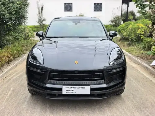 Porsche Macan, 2022