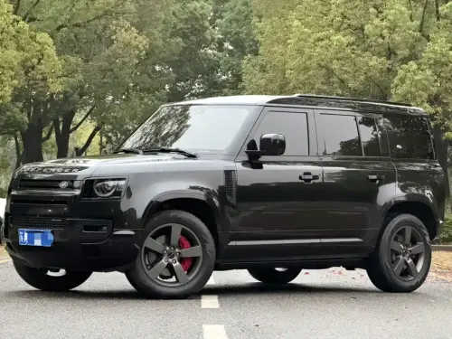 Land Rover Defender, 2022