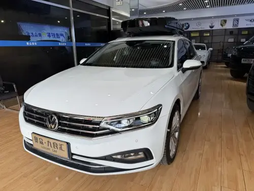 Volkswagen Variant, 2022