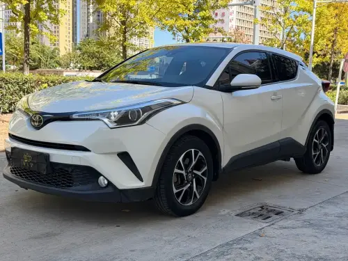 Toyota C-HR, 2021