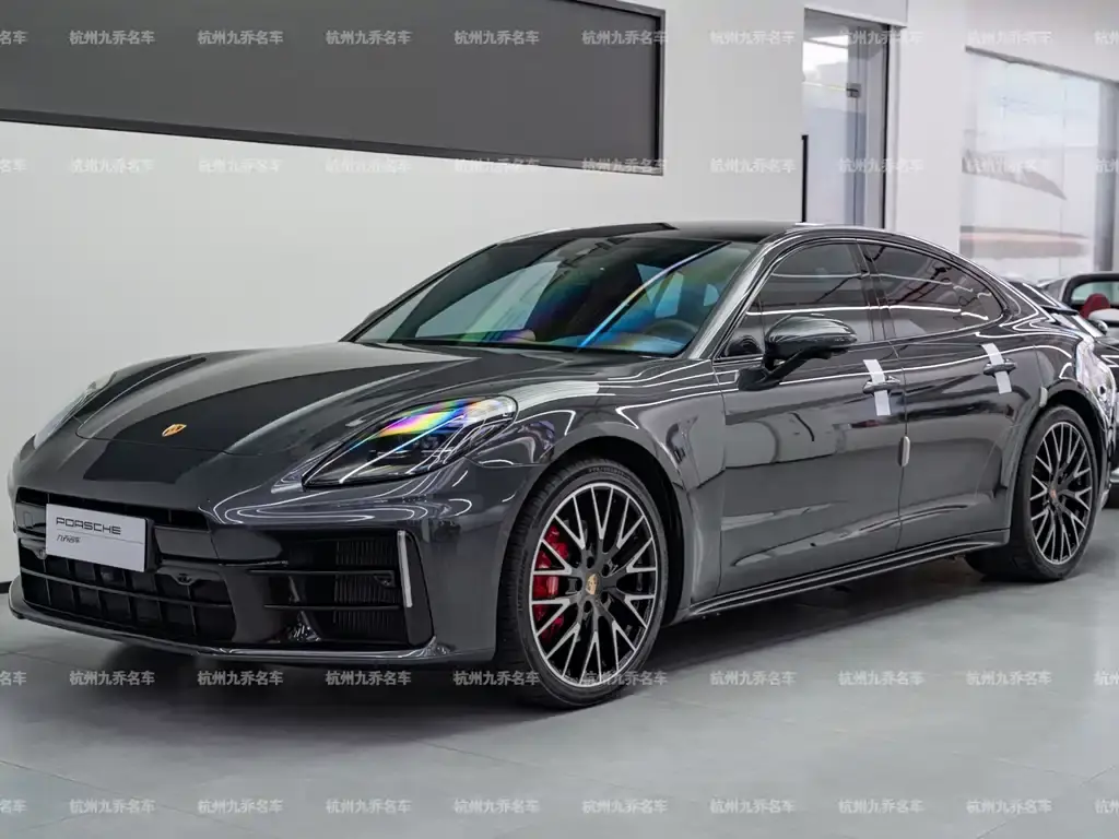 Porsche Panamera, 2024