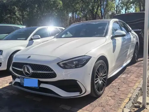 Mercedes-Benz C-Class, 2024