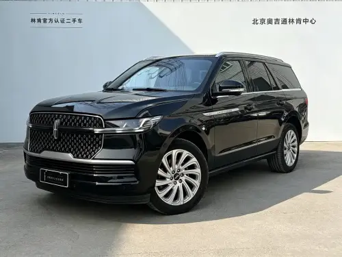 Lincoln Navigator, 2025