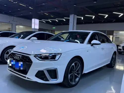 Audi A4, 2023