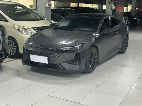 Changan UNI-V, 2025