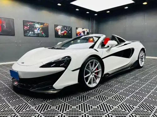 McLaren 600LT, 2020