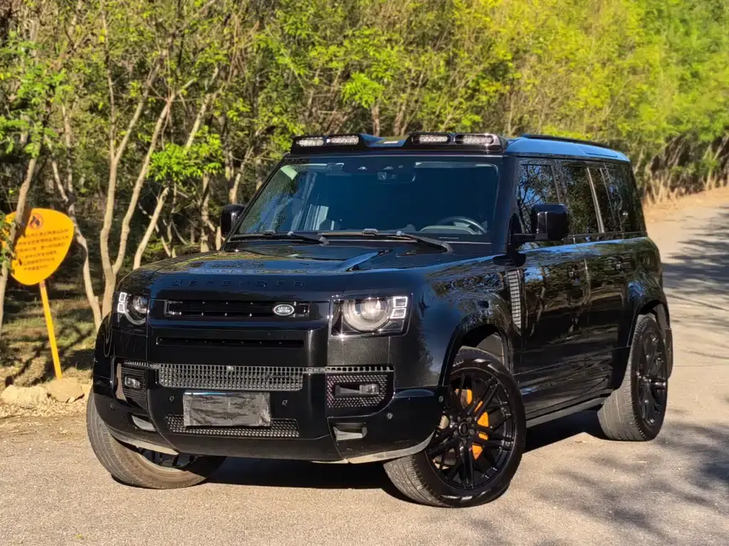 Land Rover Defender, 2022