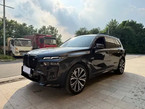 BMW X7, 2024