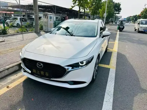 Mazda Mazda3 Axela, 2025
