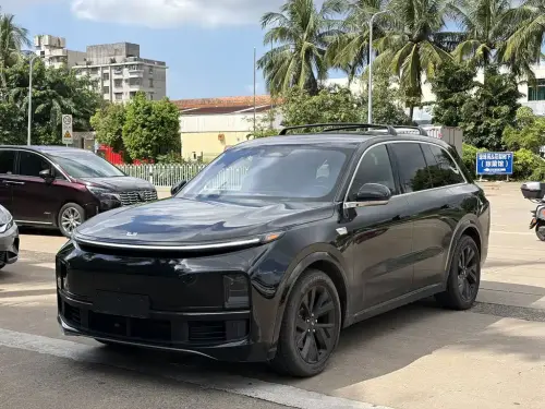 Li Auto L8, 2023