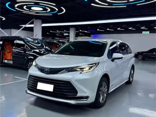 Toyota Sienna, 2023